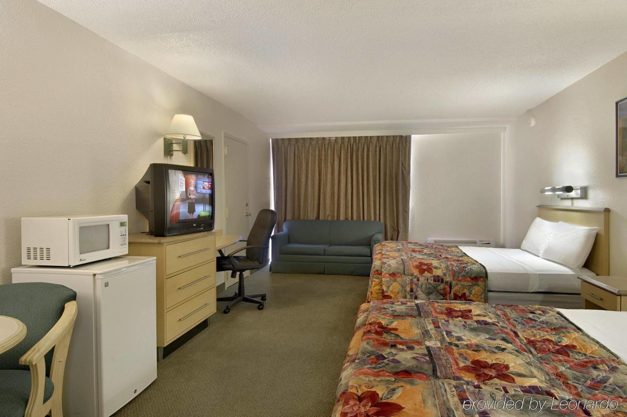 Red Roof Inn & Suites Brunswick I-95 Eksteriør billede